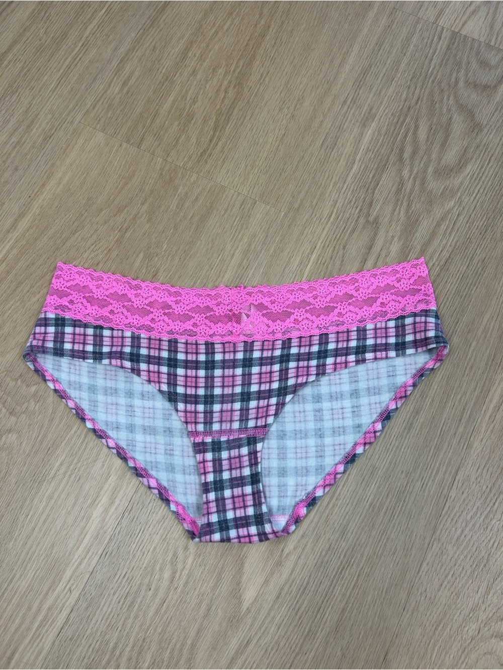 2013 Vintage Victoria’s Secret Low Rise Hiphugger Panty M